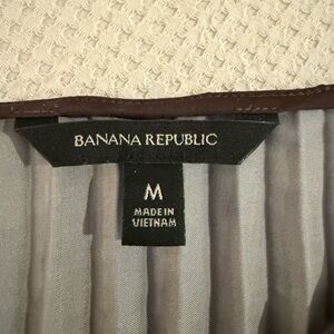Banana Republic Gray Pleated Skirt